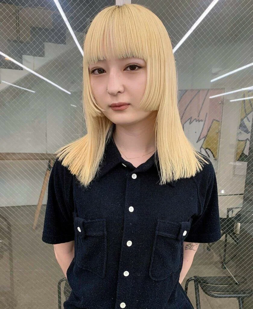 Blonde Hime Cut with Bangs