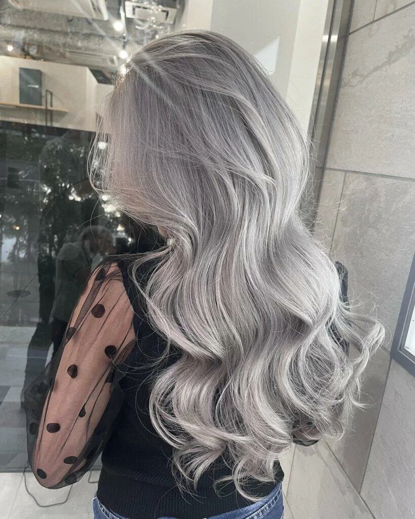 Wavy Silver Hair Ideas